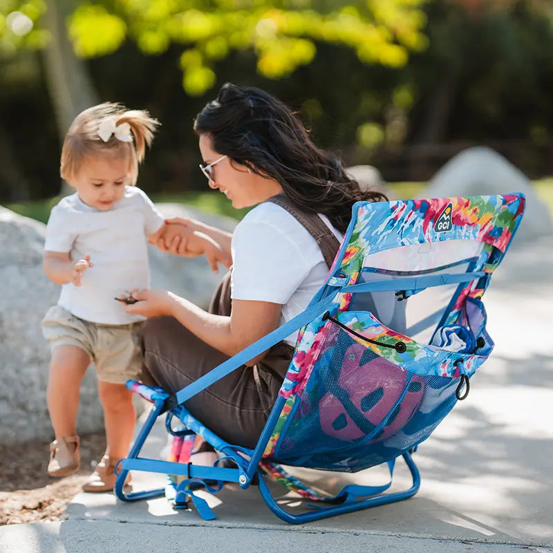 Sand-Friendly Everywhere Chair 2 - Choice 656 - Low-Profile Reclining Beach Chair with Backpack Straps Detail