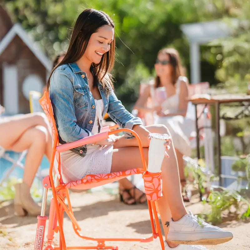 Heavy-Duty Freestyle Freestyle Rocker - Choice 711 - Heavy-Duty Kickback Rocker with Beverage Holder Detail