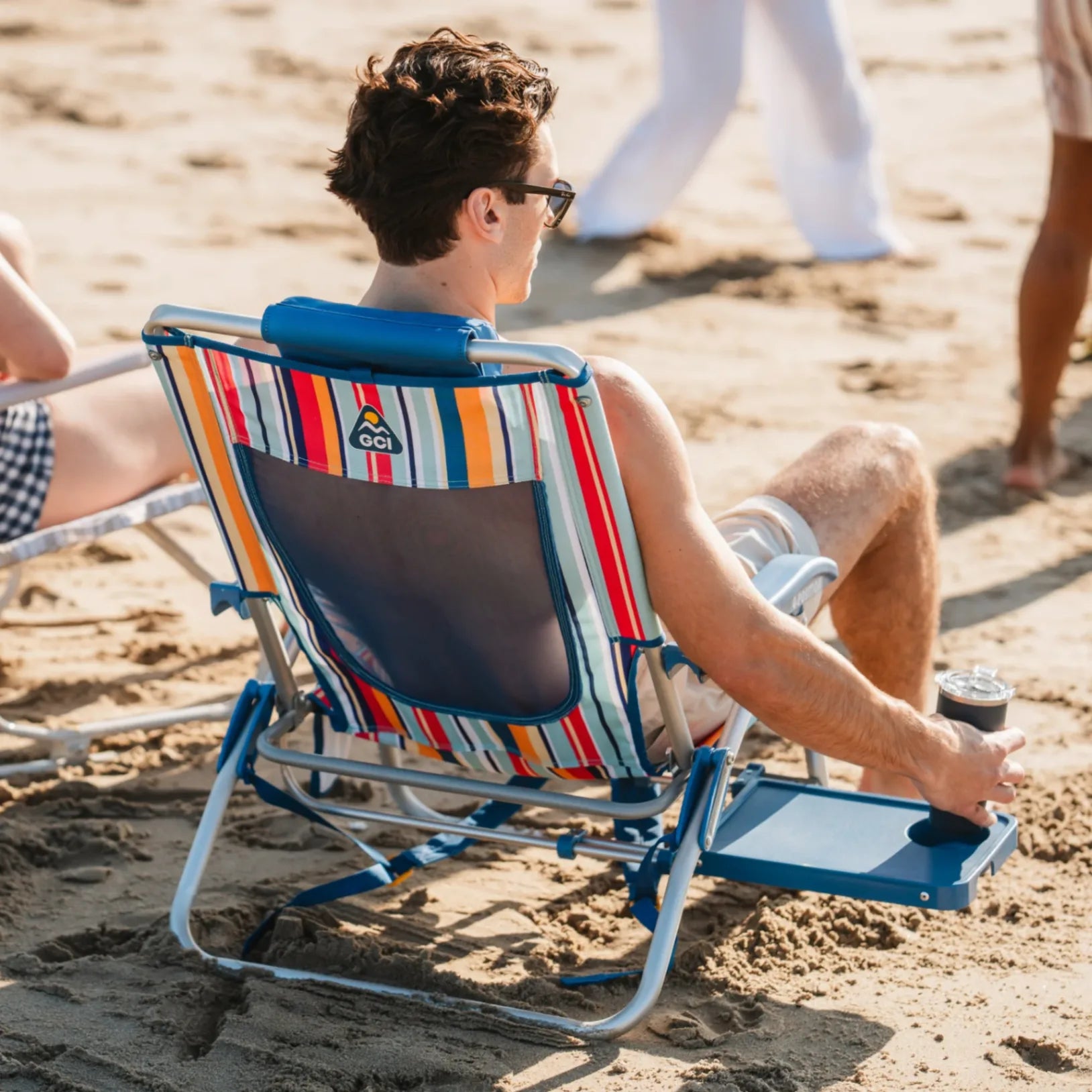 Reclining Beach Big Surf with Slide Table - Choice 334 - Portable Heavy-Duty Low Boy Chair for Ocean Side Detail