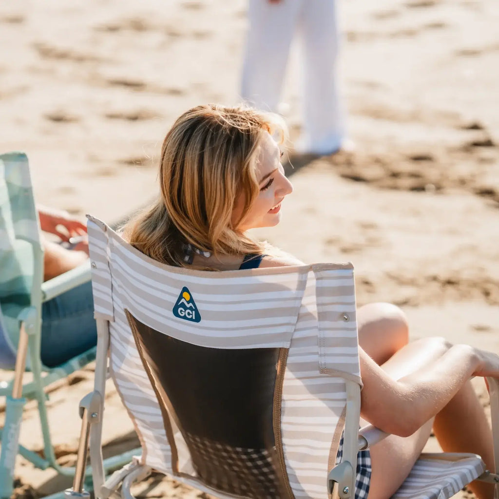 Premium All-Weather Beach Rocker - Choice 712 - Heavy-Duty Kickback Rocker with Beverage Holder Detail